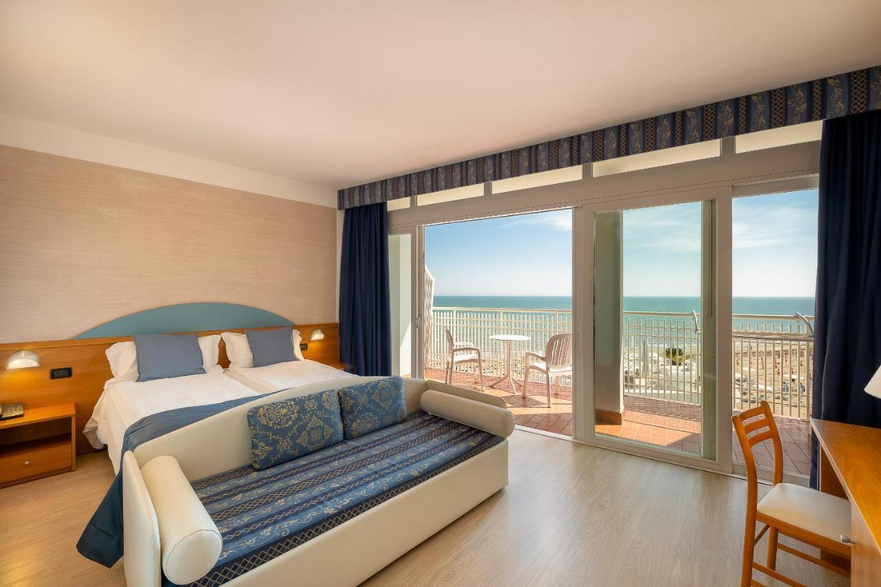 Hotel Adria Sul Mare Caorle Bagian luar foto