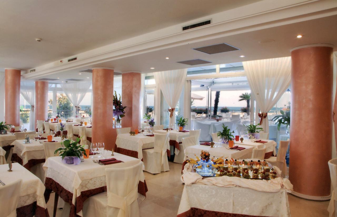 Hotel Adria Sul Mare Caorle Bagian luar foto