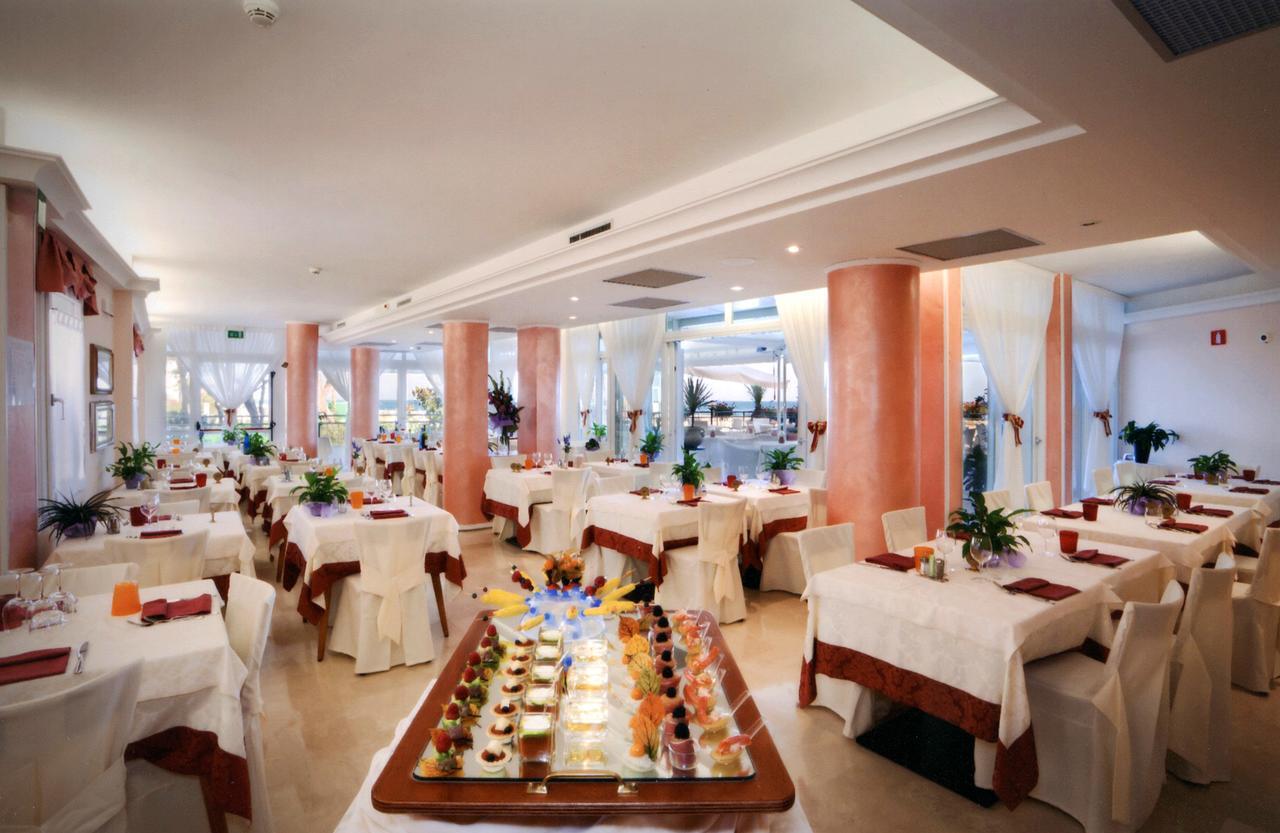 Hotel Adria Sul Mare Caorle Bagian luar foto